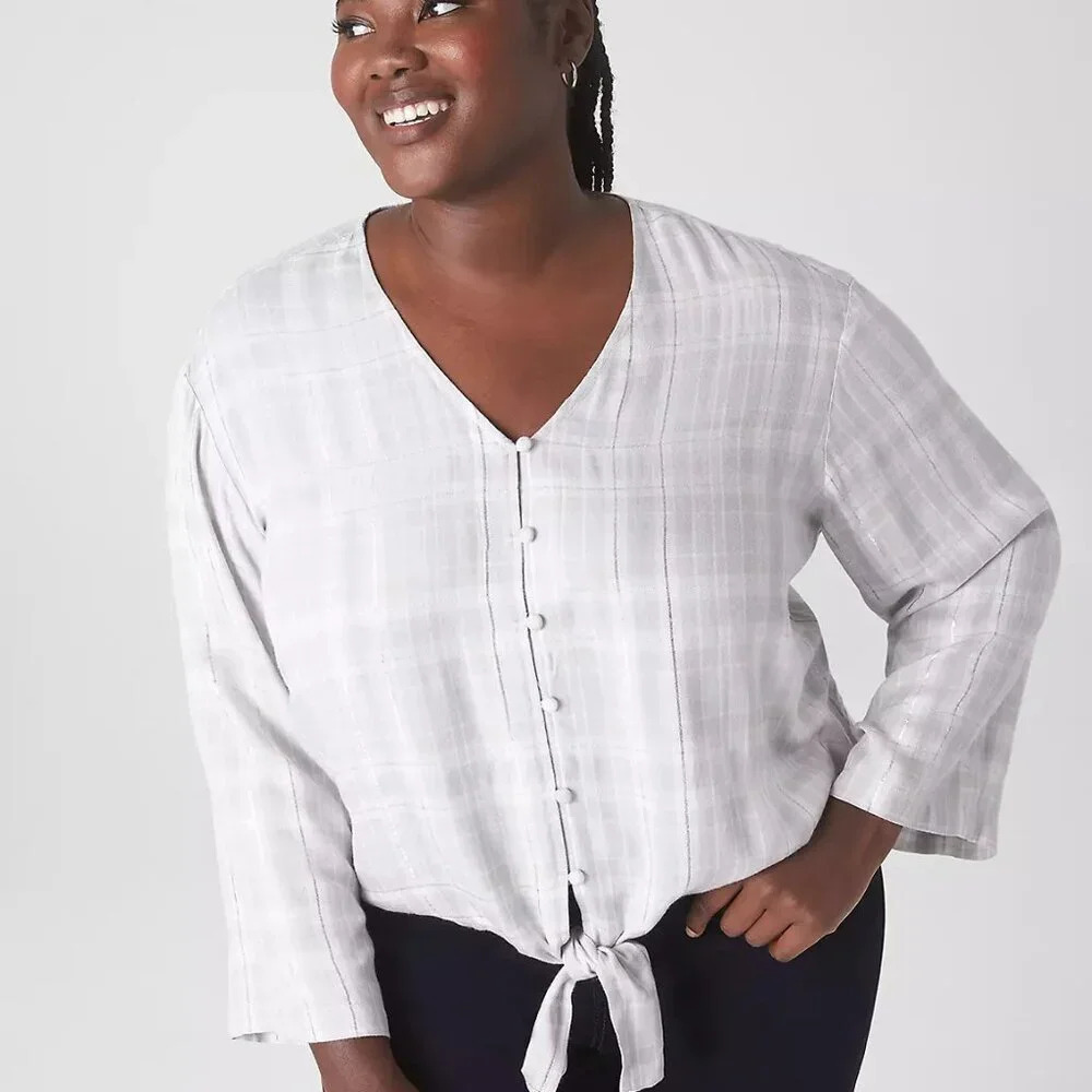 Lane Bryant White, Gray & Silver Classic Button-Down Tie-Hem Top in Size 18